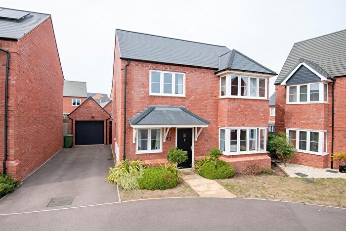 4 Bedroom Detached House To Rent In Astwell Road, Wellingborough, NN8