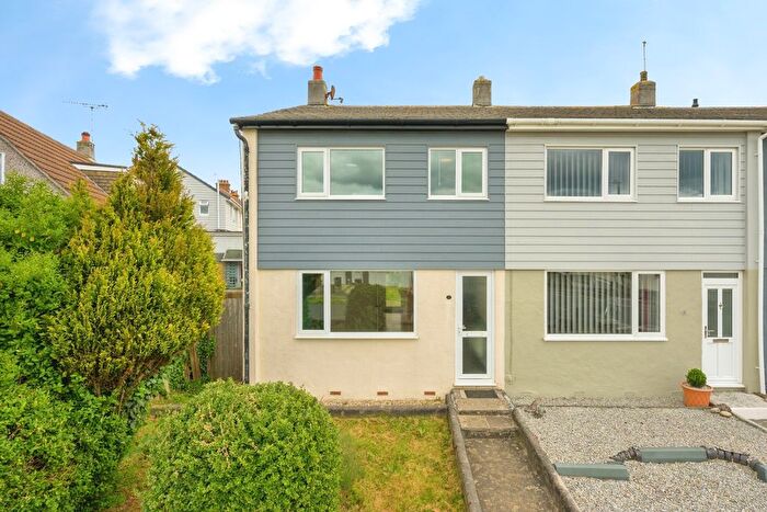 3 Bedroom End Terrace House For Sale In Roeselare Avenue, Torpoint, Cornwall, PL11