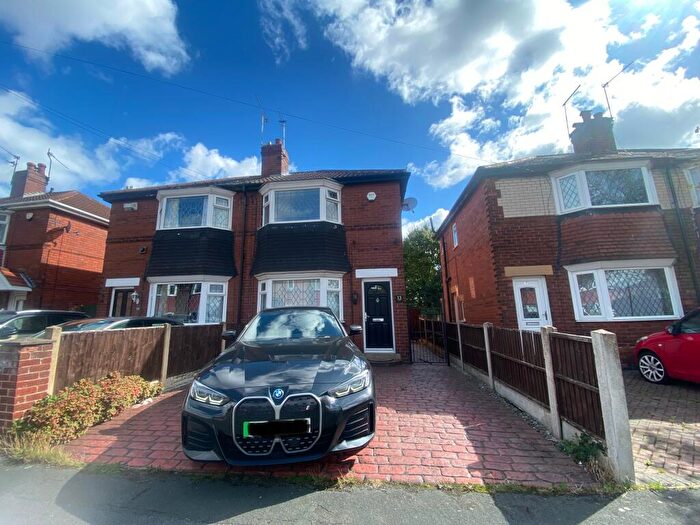 3 Bedroom House To Rent In Bridge Grove, Doncaster, DN5