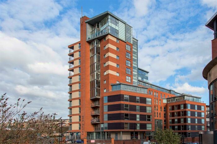 2 Bedroom Flat To Rent In Trinity One, East Street, Leeds, LS9