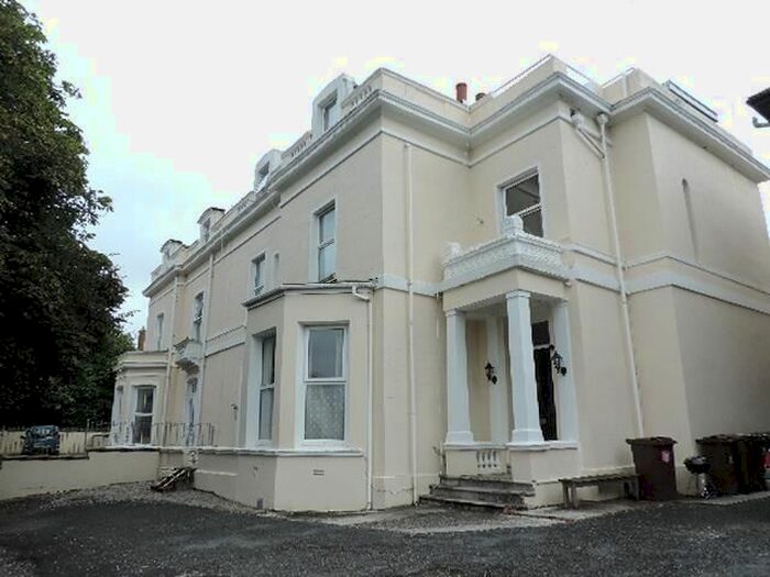 1 Bedroom Flat To Rent In Valletort Road, Stoke, Plymouth, PL1