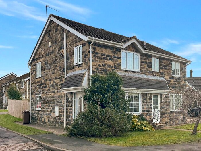 3 Bedroom Semi-Detached House To Rent In Lea Mill Park Drive, Yeadon, Leeds, LS19