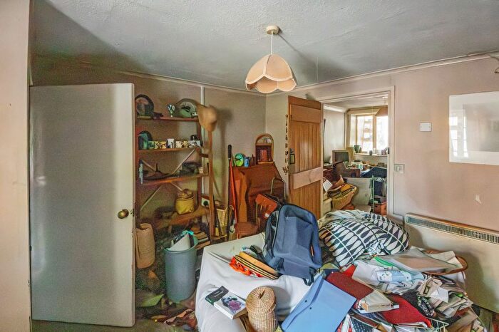 2 Bedroom Terraced House For Sale In Palmer Street, South Petherton, TA13