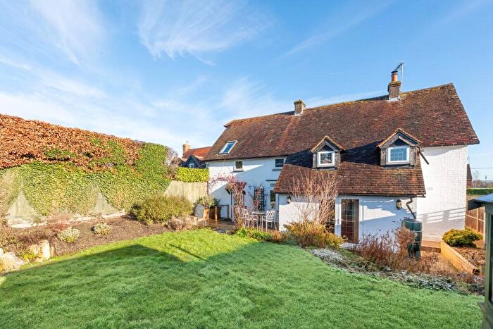 4 Bedroom Cottage For Sale In High Street, Cheddington, LU7