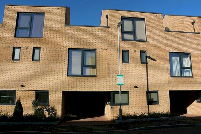 4 Bedroom Town House To Rent In Trumpington, CB2