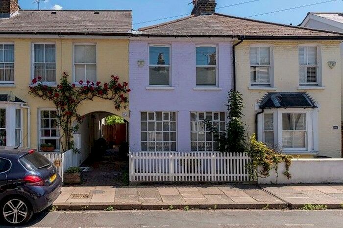 2 Bedroom Cottage To Rent In Archway Street, Barnes, SW13