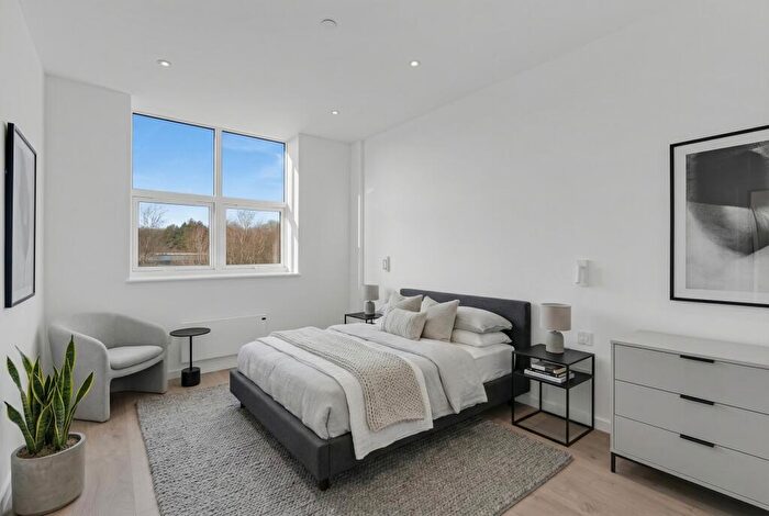 1 Bedroom Flat To Rent In Marlborough Court, Sunrise Parkway, Milton Keynes, MK14