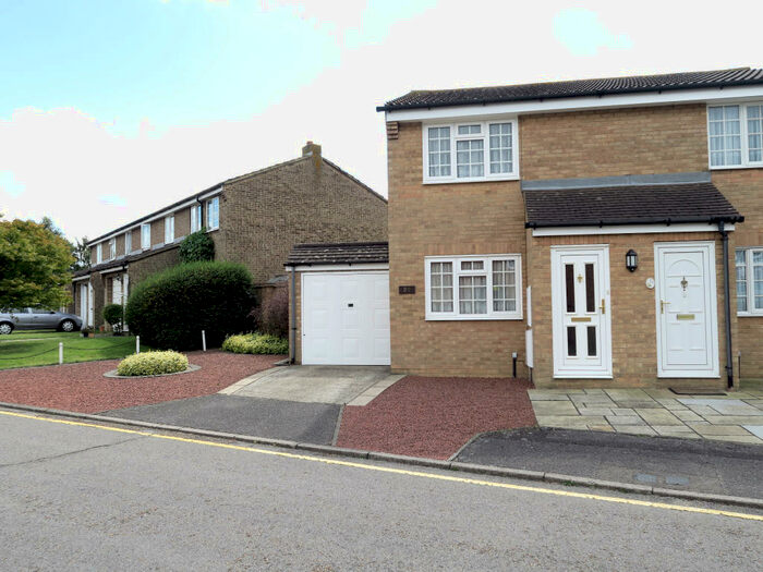 2 Bedroom End Of Terrace House To Rent In Greenacre Close, Swanley, BR8