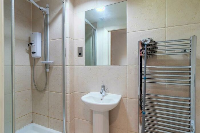 1 Bedroom Flat To Rent In West Point - Wellington St, City Centre, Leeds, LS1