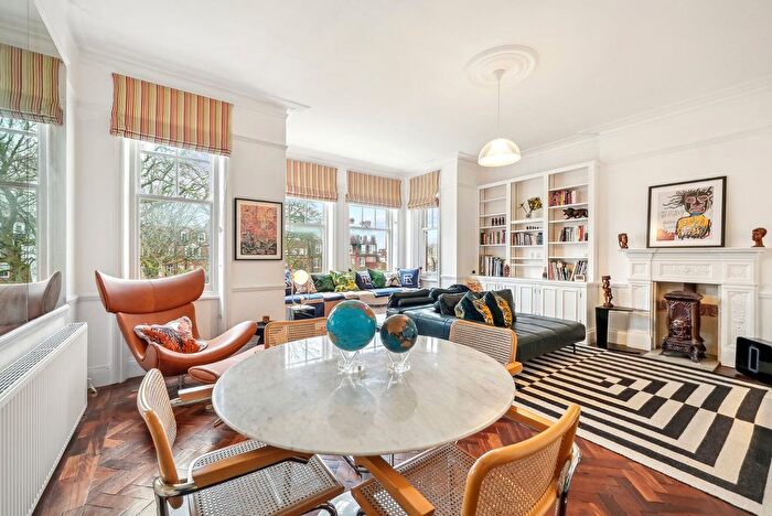 2 Bedroom Flat To Rent In Sheffield Terrace, London, W8