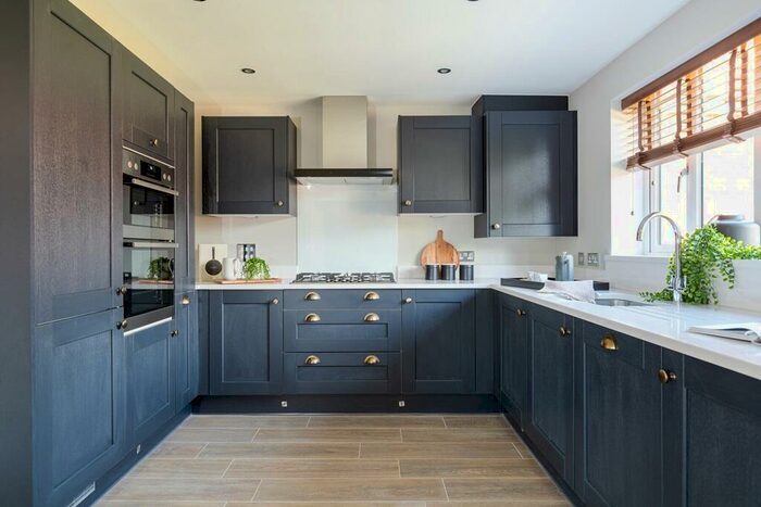 4 Bedroom Detached House For Sale In London Road, Hassocks, BN6