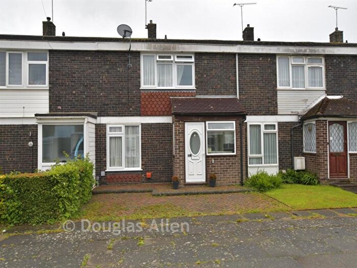 3 Bedroom Terraced House For Sale In Dordells, Basildon, Essex, SS15