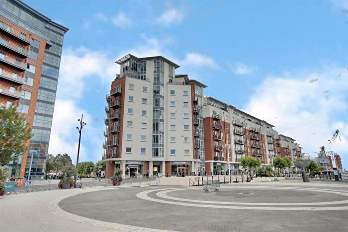 2 Bedroom Penthouse For Sale In Gunwharf Quays, Portsmouth, PO1