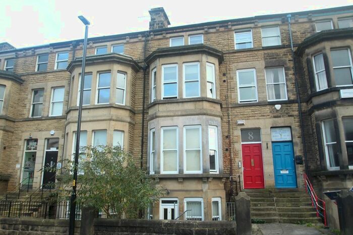 2 Bedroom Flat To Rent In East Parade, Harrogate, HG1