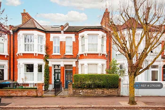 2 Bedroom Flat To Rent In London, London, NW10