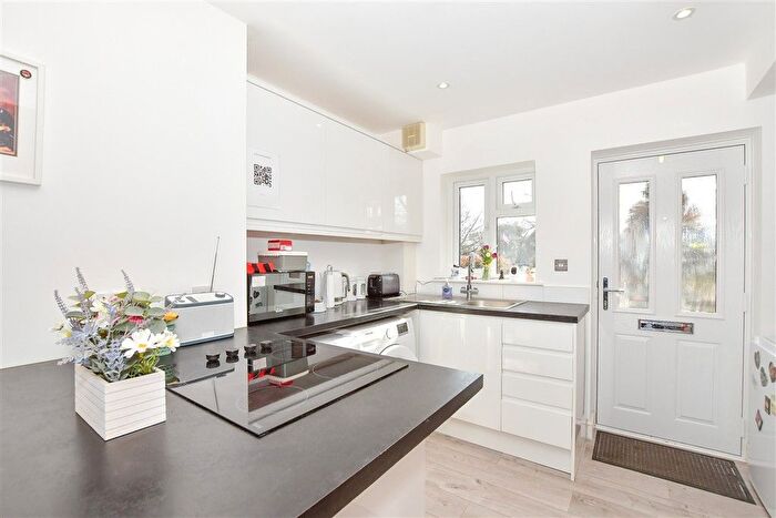 1 Bedroom Terraced House For Sale In Kingfisher Road, Larkfield, Aylesford, Kent, ME20