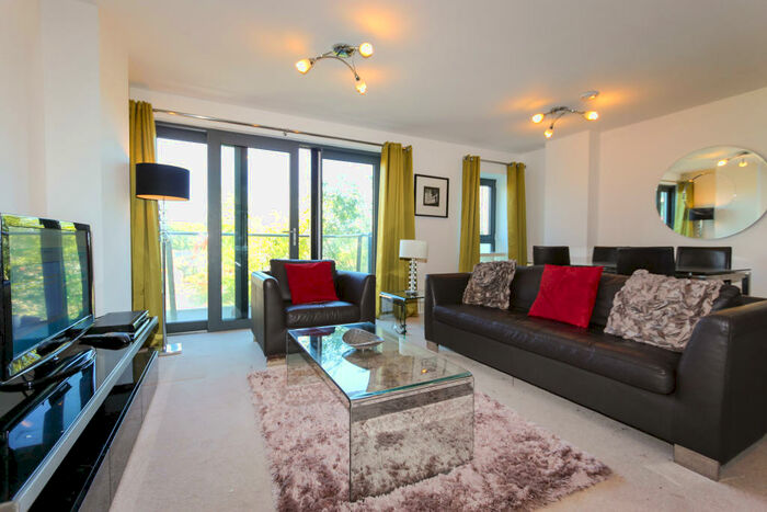 2 Bedroom Apartment To Rent In Surrey Quays Road, London, Greater London, SE16