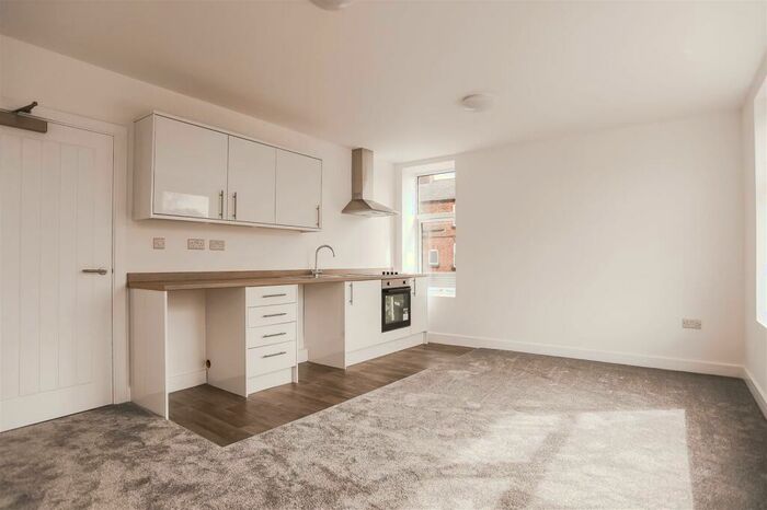 2 Bedroom Flat To Rent In Chorley Road, Swinton, M27