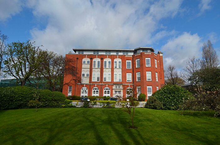 2 Bedroom Flat To Rent In West Hill, Mayfield Mansions, SW15
