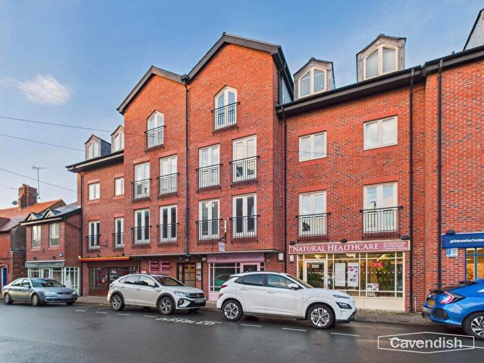 2 Bedroom Apartment For Sale In Commonhall Street, Chester, CH1