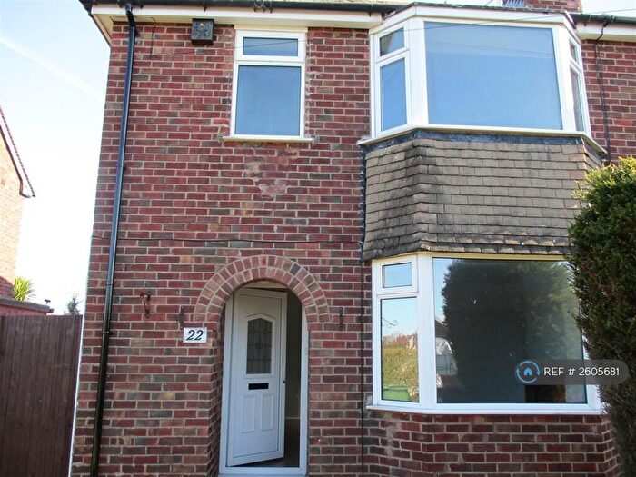 3 Bedroom Semi-Detached House To Rent In Ridgemere Road, Wirral, CH61