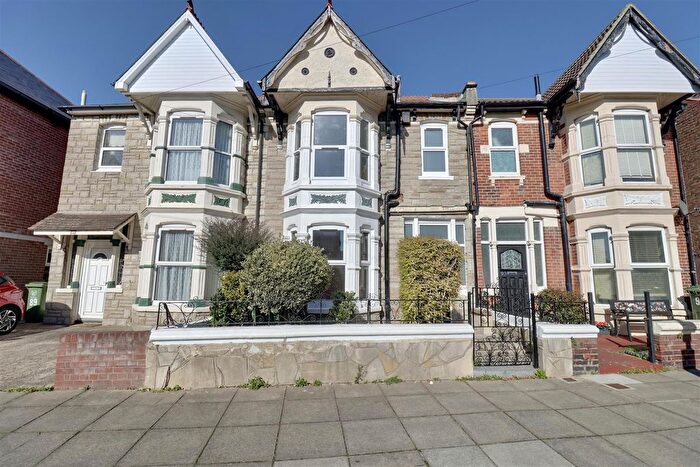 3 Bedroom Terraced House For Sale In Devonshire Avenue, Southsea, PO4