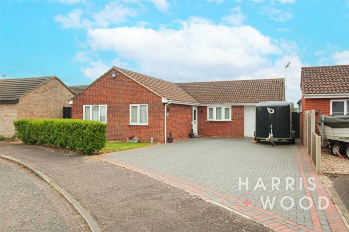 3 Bedroom Bungalow For Sale In Hobbs Drive, Boxted, Colchester, Essex, CO4