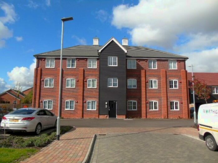2 Bedroom Flat To Rent In Windsor Court, Needham Market, IP6