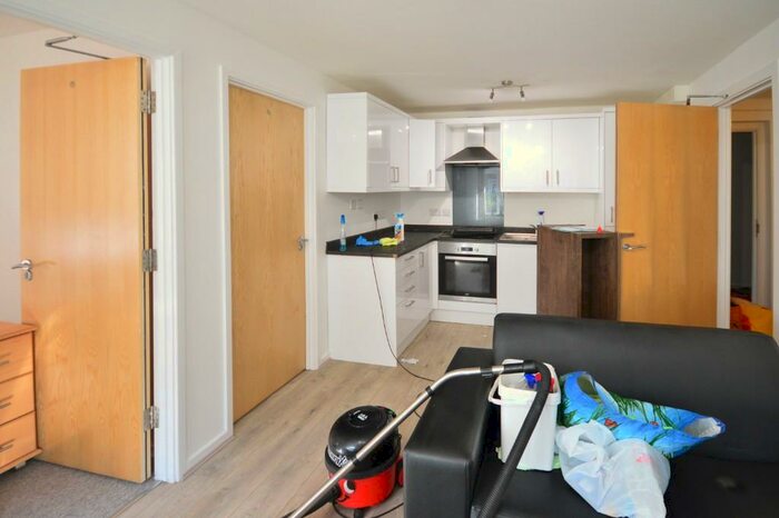 3 Bedroom Flat Share To Rent In Flat, Tiverton Way, Cambridge, Cambridgeshire, CB1