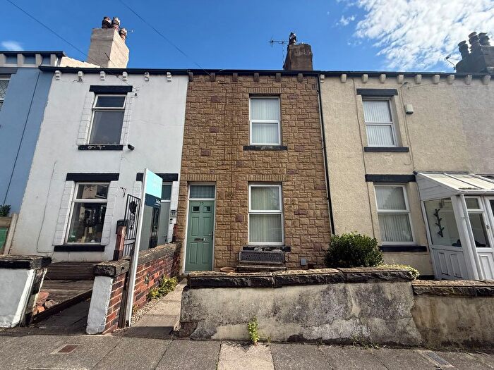 4 Bedroom Terraced House To Rent In Woodlands Avenue, Stanningley, Pudsey, West Yorkshire, LS28