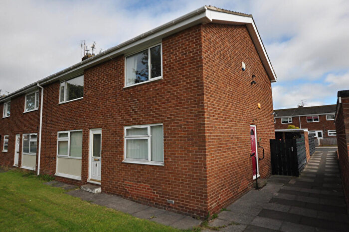 2 Bedroom Flat For Sale In Norfolk Close, Northumberland, NE63