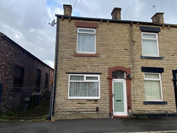 2 Bedroom Terraced House To Rent In Oak Street, Oldham, Lancashire, OL2