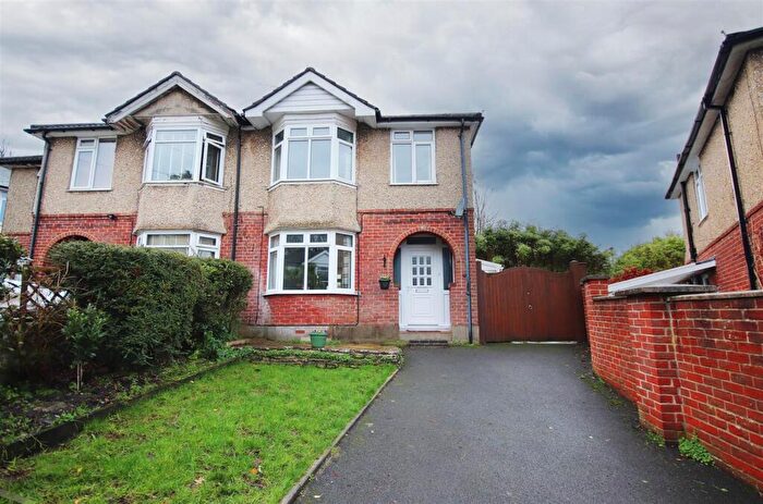 3 Bedroom Detached House To Rent In Gordon Road South, Poole, BH12