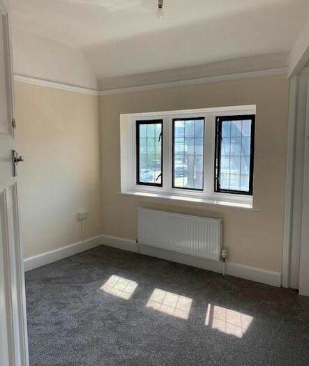 2 Bedroom Flat To Rent In Crofton Road, Locksbottom, Orpington BR6