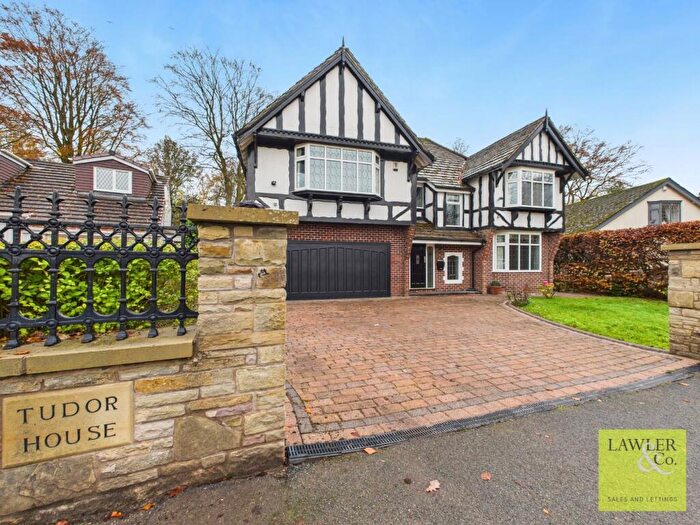 6 Bedroom Detached House For Sale In South Park Drive, Poynton, Stockport, Cheshire, SK12