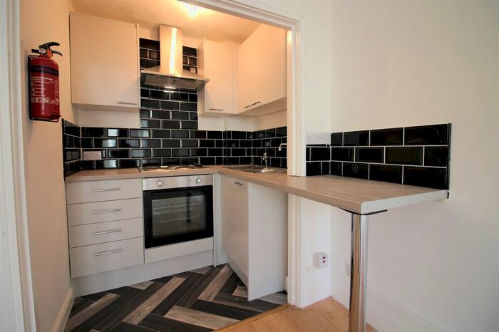 Studio To Rent In 17 Bright Street, South Shore, Blackpool, Lancashire FY4