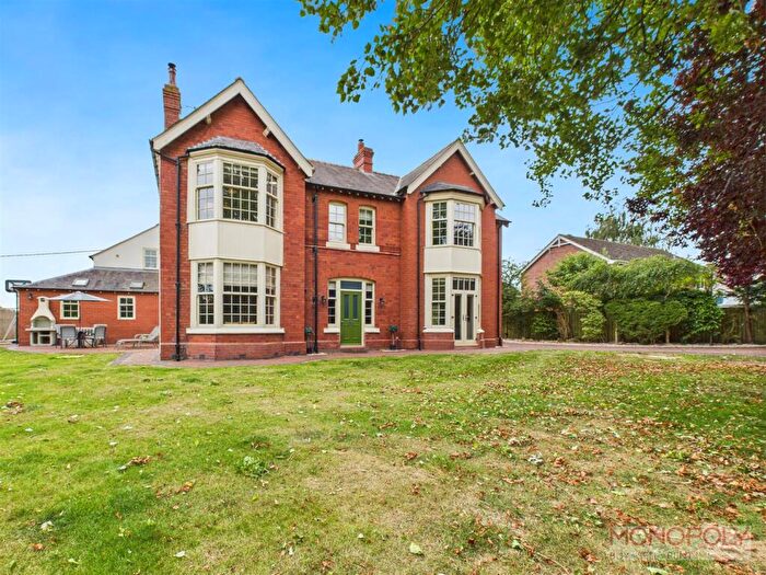 5 Bedroom Detached House For Sale In Hillock Lane, Gresford, Wrexham, LL12