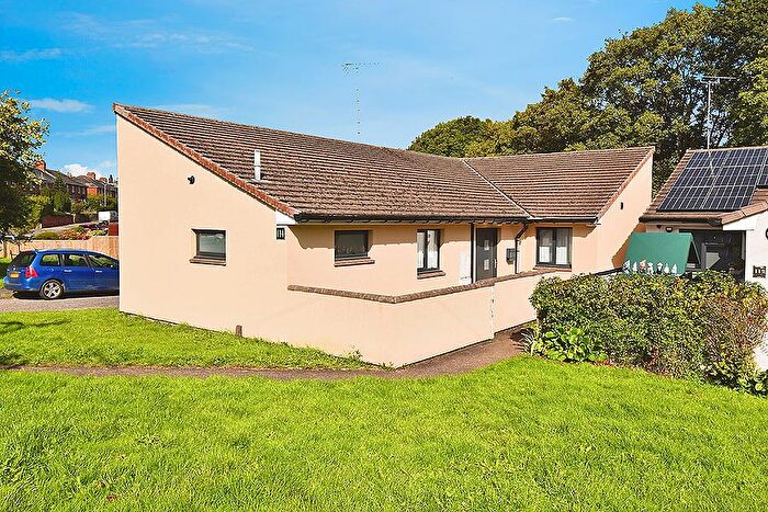 2 Bedroom Detached Bungalow For Sale In Hamlin Gardens, Heavitree, Exeter, EX1