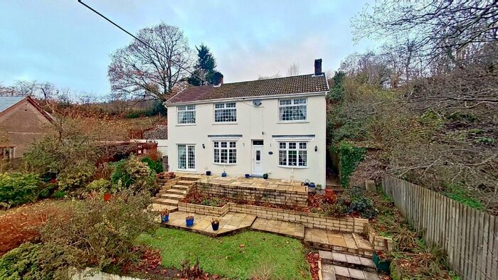 4 Bedroom Detached House For Sale In Pontneathvaughan Road, Glynneath, Neath, West Glamorgan, SA11