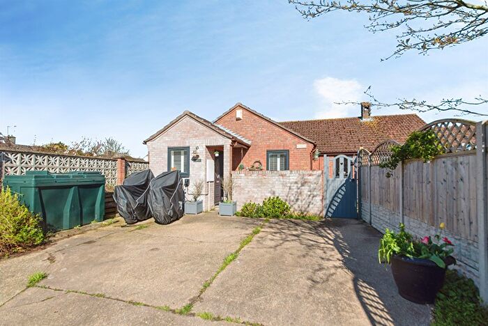 3 Bedroom Detached Bungalow For Sale In The Green, Mareham-Le-Fen, Boston, PE22