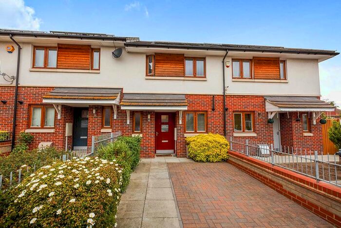 2 Bedroom Terraced House To Rent In Ferguson Avenue, Gravesend, Kent, DA12