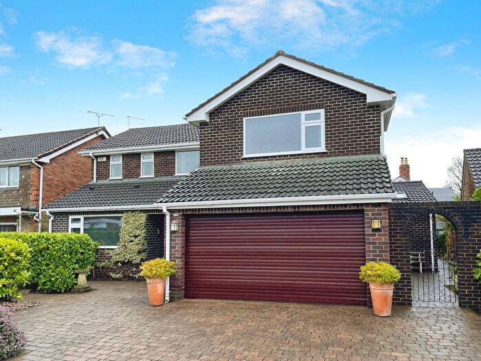 4 Bedroom Detached House For Sale In Nield Court, Upton, Chester, Cheshire, CH2