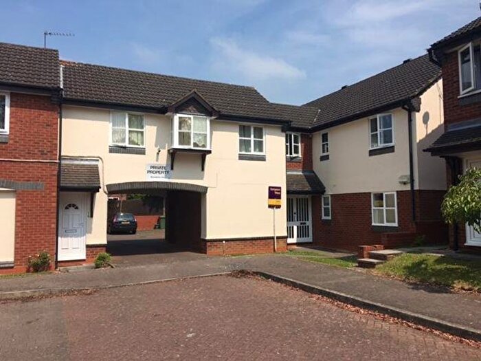 2 Bedroom Flat To Rent In Berneshaw Close, Corby, NN18