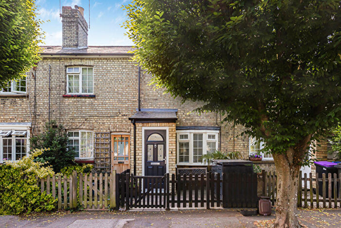 2 Bedroom Terraced House For Sale In Oldhall Street, Hertford, Hertfordshire, SG14