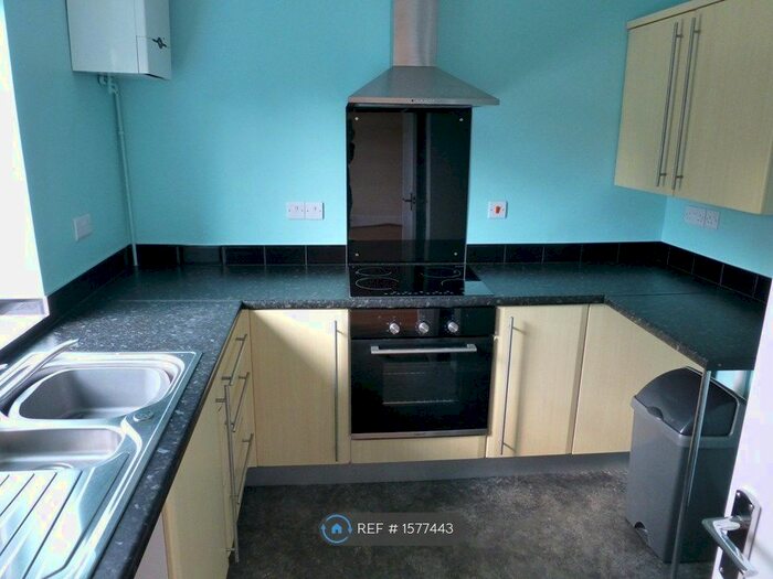 2 Bedroom Maisonette To Rent In Belvoir Lodge, Nottingham, NG4