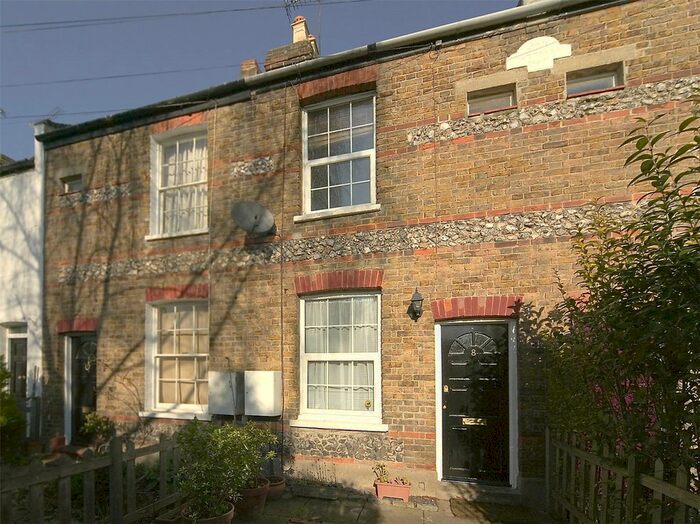 1 Bedroom Terraced House To Rent In Clewer Fields, Windsor, Berkshire SL4