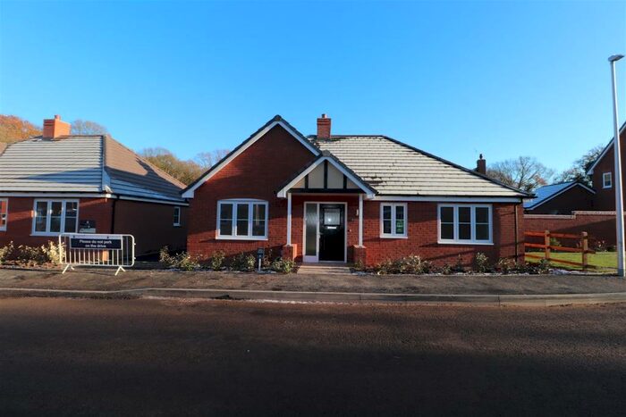 3 Bedroom Bungalow To Rent In Boscage Road, Binley Woods, Coventry, CV3