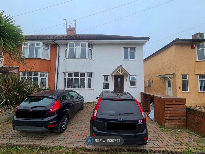 7 Bedroom Semi-Detached House To Rent In Wallscourt Road, Filton, Bristol, BS34