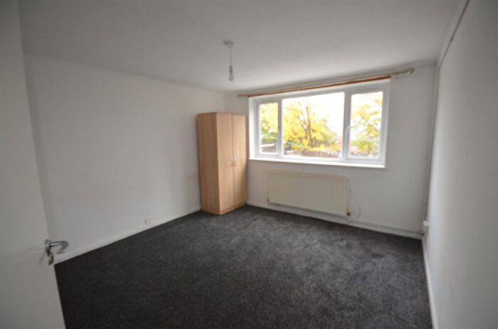 2 Bedroom Flat To Rent In Brendon Avenue, Stopsley, Luton., LU2