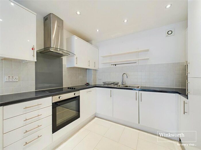 1 Bedroom Apartment To Rent In Sunningdale Gardens, Kingsbury, London, NW9